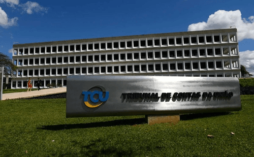 Nova proposta do TCU cria gratificações que dobram salários e escapam do teto