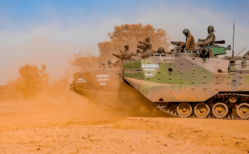 Exército brasileiro mobiliza 10 mil em meio a cerco dos EUA à Venezuela