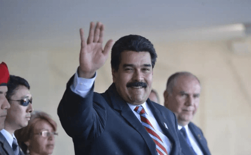 Maduro se antecipa a ataques com decreto de emergência