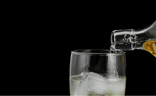 Bebidas adulteradas causam morte e dezenas de intoxicações no Brasil