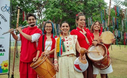 Artistas do Vale do Aço participam de festa literária na Bahia