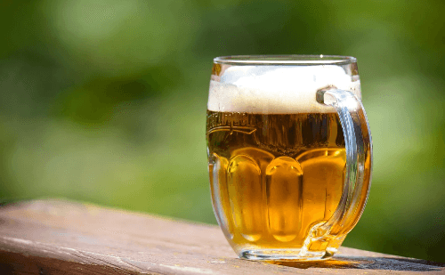 Metanol na cerveja: entenda o que é seguro e o que representa risco