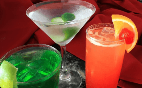 Plataforma bloqueia anúncios de bebidas alcoólicas destiladas após surtos de intoxicação no Brasil
