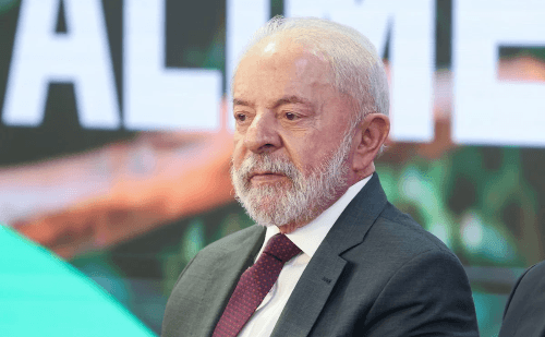 Lula defende investimento contra a fome e critica cortes fiscais em Roma