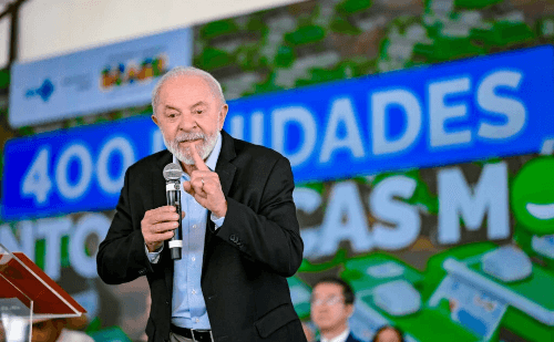 Lula comenta reuniões com Trump e diz que americano recebeu dados incorretos