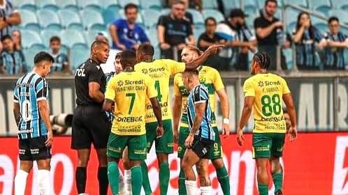  Atlético prepara confronto contra Cuiabá, que enfrenta maratona sem técnico